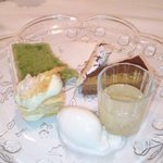 パリの朝市 - デザート