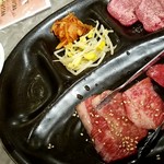 川崎名物 炭火焼肉 食道園 - 