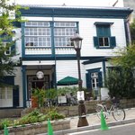 スターバックス・コーヒー - 外国人の住宅がそのままスタバに