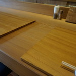 瞬 - カウンターの様子