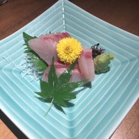 羅豚 はなれ - カンパチ刺身