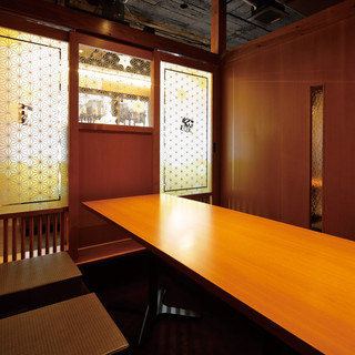 普段使いから記念日まで◎ゆったりと寛げる掘りごたつ個室も完備