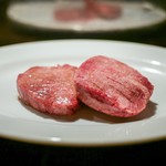 新地精肉店 福や - ☆【新地精肉店 福や】さん…厚切り極上タン(≧▽≦)/～♡☆