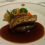 資生堂パーラー - 飛騨牛ステーキとフォアグラ