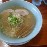 手打ラーメン 隆盛 - ふつうのラーメン