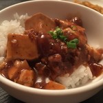 美林華飯店 - 麻婆豆腐丼（ハーフ）