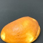 ラ・マン・キ・パンス - 料理写真:クリームパン（170）