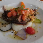 牛サーロインステーキ　　フレッシュトマトカッケソース