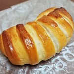 Bread Talk - ソーセージパン
