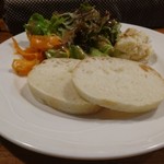 トラットリア アマッザ - 