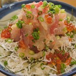 NAMONAKISAKABA - 海鮮丼　提供時　アップ(18-11)