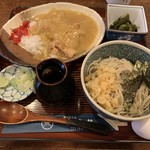 Sobadokoro Okina - おそばとカレーライス 650円