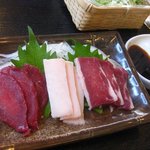 Dining 多喜川 - 馬刺し3種盛り　650円