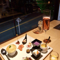 ブッフェアンドカフェ スロープサイドダイナー ザクロ - アミューズ&1皿目&ロゼスパークリングワイン