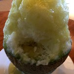 楽 - 中にメロンの果肉が