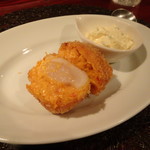 ほたてとカニクリームコロッケ　タルタル添え