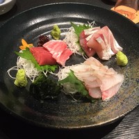 旬粋亭 - 天然本マグロ入りお造り盛り