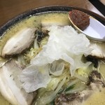 村井家 - 味噌チャーシュー麺✨白クラゲ？？もいいアクセント(*^o^*)