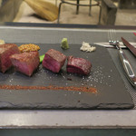 あもん ヨコ - 炉釜焼き塊肉ステーキ