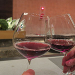 あもん ヨコ - グラス赤ワイン