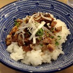 いっぱち - 2018.11.2  【豚トロ丼】 170円