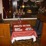 ベルマリン - つい立ての囲いのテーブル席