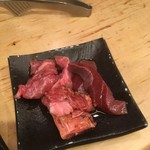 立喰い焼肉 治郎丸 - 左上たん下右側チレ下ささき