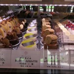 ラ・ローズ・ジャポネ - ケーキショーケース