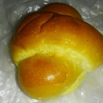 焼き立てパン工房 - バターロール