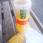 セブンイレブン - 料理写真:はじめ緑茶127円