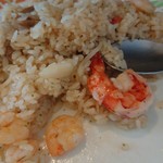 キッチン ポテ - 大きなエビが隠れてます。