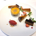 ロムデュタン シニエ ア・ニュ - 