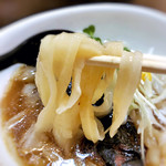刀削麺 福龍門 - 刀削麺…「柳の葉」みたいでモッチリした麺
