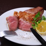 Thick-sliced grilled Iberian pork (1-2 servings, approximately 120g)