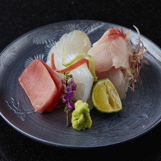 銀座 安達直人_0