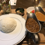 カフェ オールドクロック - カレーランチセット カレーソース2種盛 ライスM