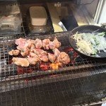 もつ焼き勝利はなれ - もつ焼き勝利はなれ 中目黒店(東京都目黒区青葉台)ハラテキ