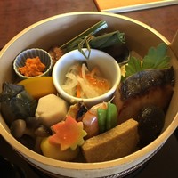 六盛 - 手桶弁当