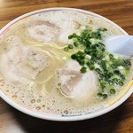 大臣閣 - ¥550-ラーメン    
            泡がブクブク