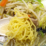日高屋 - 「野菜たっぷりタンメン（大盛）」麺