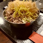 Tsukishima Monja Senju - 豚もんじゃ600円