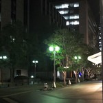 RISTORANTE Orobianco - 行き方④ビルの角を右折(北へ)