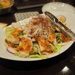 赤い壺 - 鶏肉サラダ（+2)