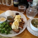 Lono酒場 - ワンプレートランチ（チキン南蛮）、白葱と太もやしの和風スープ付き830円（500円）