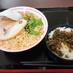 西宮名塩サービスエリア（上り線）フードコート - 2018年10月　あごだしラーメンセット（980円）