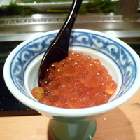 鮨と豆腐料理　あい田 本店 - お摘みイクラ