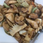 中国料理 珠華飯店 - イカの黒味噌炒め