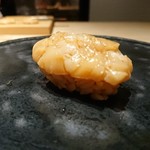 鮨 唐島 - 煮ホタテ
