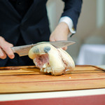 ASAHINA Gastronome - プーレアン ヴェッシー(ブレス産若鶏の膀胱包み)