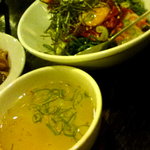 Horumon burisuke - ユッケビビンバとスープ
